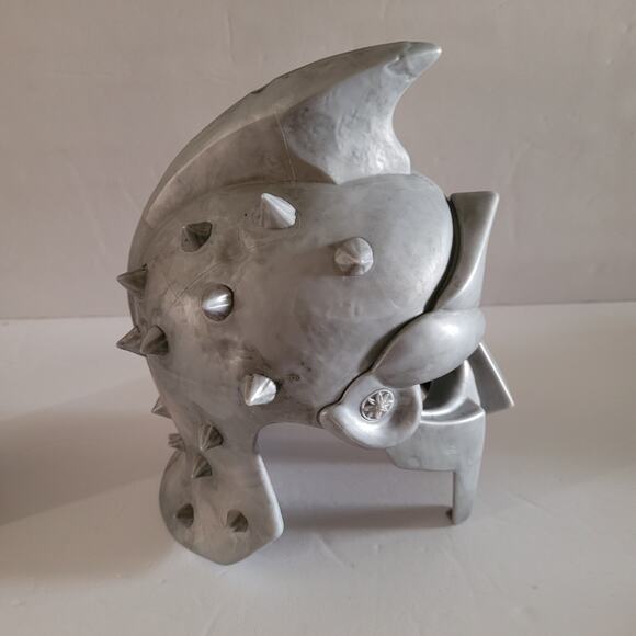 Gladiator Cup 32oz with Helmet Lid - Like New! - Picture 7 of 10